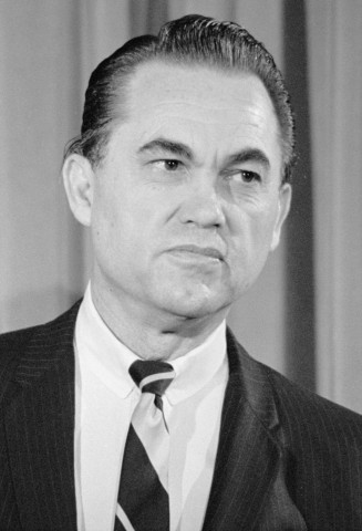 George Wallace, running as a third-party candidate in 1968, stunned observers by gaining white working-class support in the North. Here, Wallace announces his candidacy for president in 1968.
