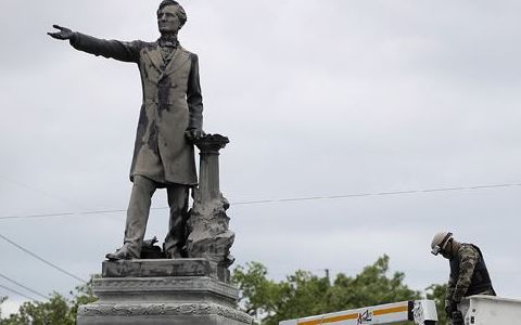 What Got Left Out of Confederate Monument Reporting